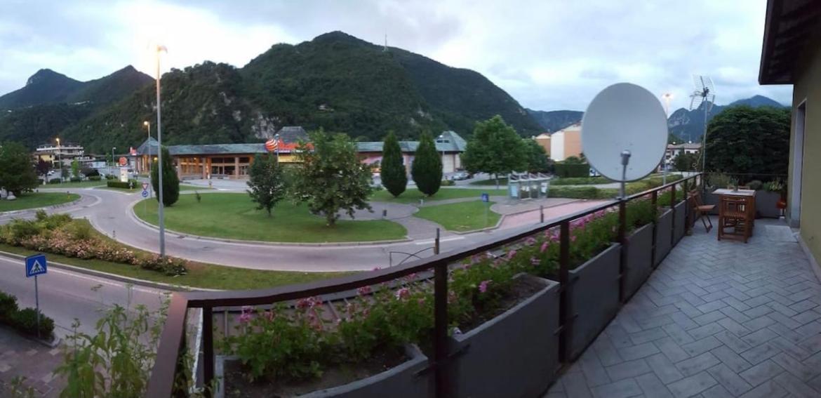 Valley House 罗伊 外观 照片